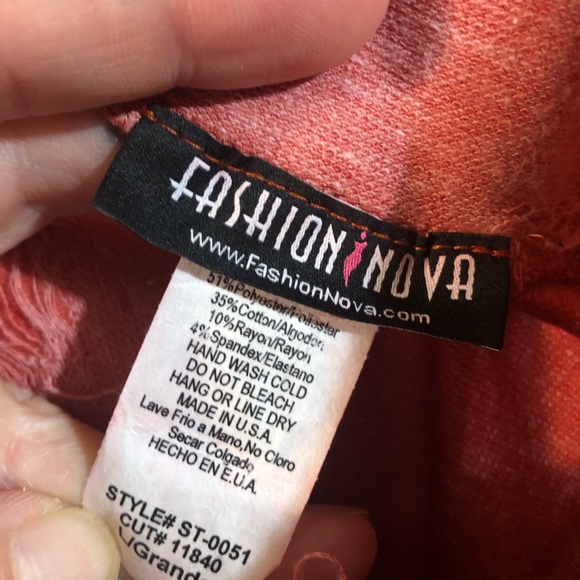 Fashion Nova distressed sweatsuit - Picture 8 of 8